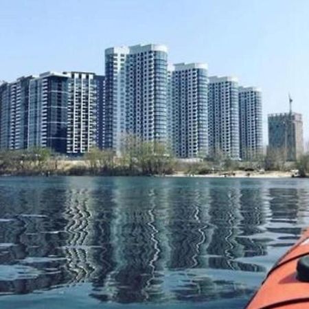 Жк Заречный Метро Славутич Kiew Exterior foto